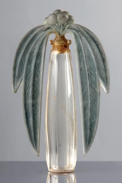 René Lalique (1860-1945) «Eucalyptus» - (1919) Spectaculaire et rare flacon à parfum...