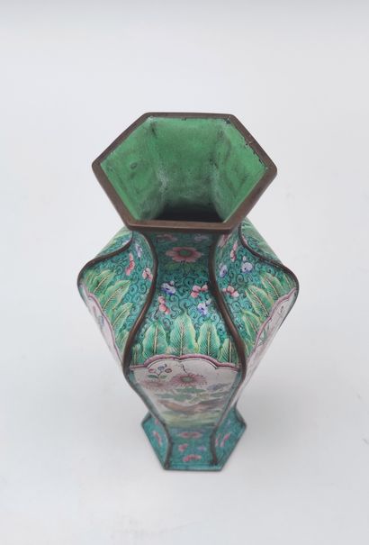 null Hexagonal vase of baluster form in enamelled metal in the style of Canton with...