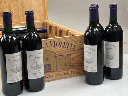 12 bouteilles Château la Violette 1988 Pomerol...