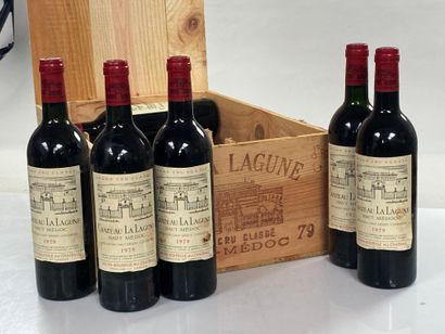 12 bouteilles Château La Lagune 1979 3ème...