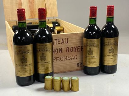 null 12 bouteilles Château Vray Canon Boyer 1982 Canon Fronsac CB (capsules congées...