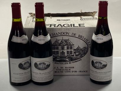 null 6 bouteilles Corton-Maréchaudes 1985 GC Dom Chandon de Briailles (carton d'...
