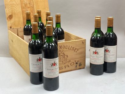 12 bouteilles Château Moulinet 1978 Pomerol...