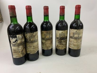 5 bouteilles CHATÊAU LEOVILLE LAS CASES 1974...