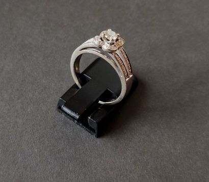 MAUBOUSSIN 
White gold ring set with a central...