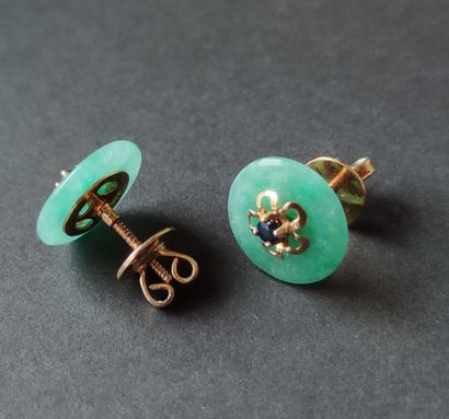 Pair of ear studs in yellow gold 750°/°°...