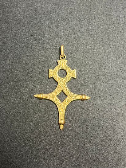 Pendentif croix du sud 
En or jaune 750 °/°°°
Poids....