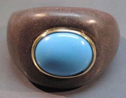 null Bague boule en pierre brune sertie d'une turquoise traitée cerclée d'or