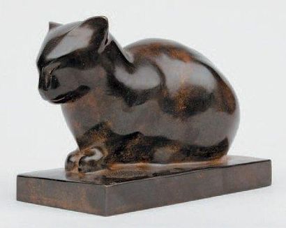 JEAN JOACHIM (1905-1990) LE CHAT Épreuve en bronze, fonte d'édition originale à patine...