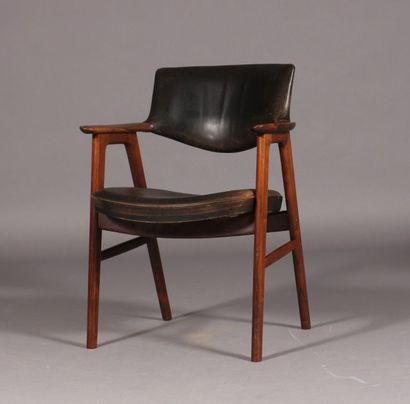 null Erik Kirkegaard 1 fauteuil de bureau en palissandre garni de cuir noir pied...