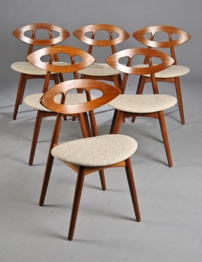null 6 très rares chaises "œil" dessinées en 1961 par Ejvind A. Johansen. et produite...
