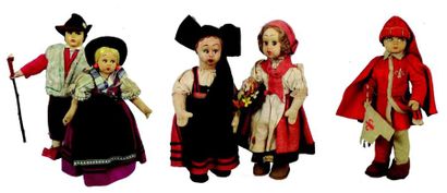 null Groupe de 5 poupées en feutrine de fabrication italienne de la maison LENCI,...