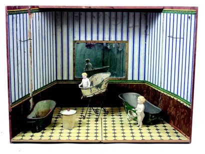 null Salle de bains de poupée en bois fin pliante formant coffret avec parquet amovible...