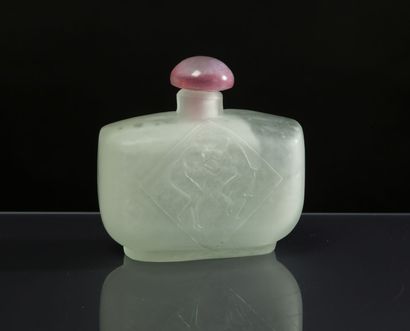 René Lalique - (1860-1945) Curieux flacon à parfum probablement essai expérimental...