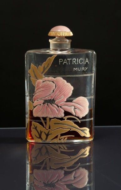 Mury «Patricia» - (1926) Très rare flacon en cristal incolore pressé moulé de Baccarat...