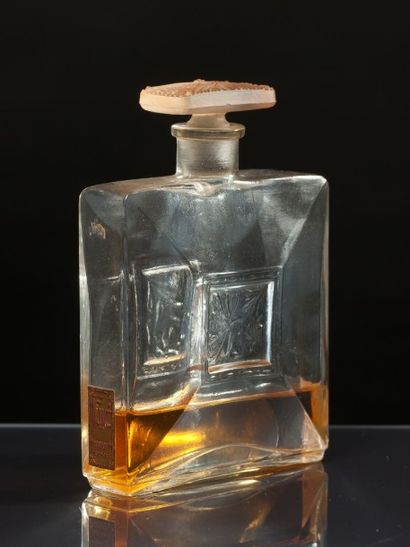 Woodworth «Fiancée» - (années 1920 - Etats Unis) Rare flacon en verre incolore de...
