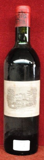 null CHT LAFITE ROTHSCHILD (ntlb, étiq. sale)
1 bout 1968