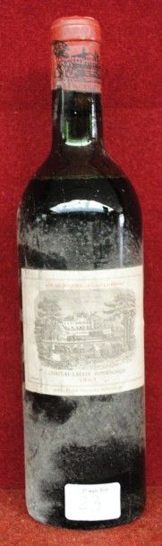 null CHT LAFITE ROTHSCHILD (demi ep, étiq. sale)
1 bout 1965