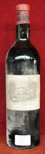 null CHT LAFITE ROTHSCHILD (deme ep, étiq. Sale)
1 bout 1965
