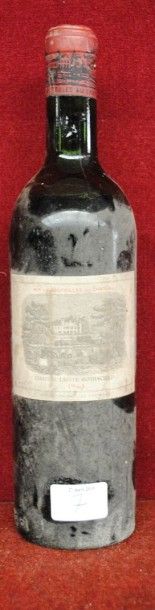 null CHT LAFITE ROTHSCHILD(demi ep, étiq sale)
1 bout 1963