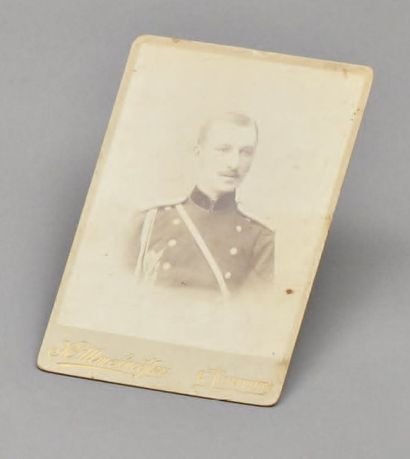 null Lot. Photo du capitaine d'état-major André d'Elschaninoff. 1898. Dédicacée à...
