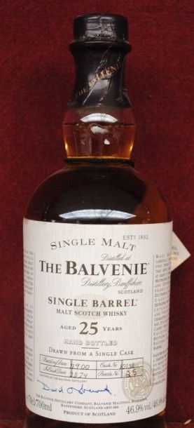 null 1 Bout WHISKY BALVENIE 25 ANS 46,9 %