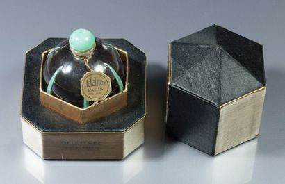 Delettrez Parfum II - (années 1920) Rarissime présentation: présenté dans son coffret...