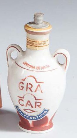 Gra.Car Certosa di Pavia - (années 1930) Curieux flacon en biscuit émaillé blanc...