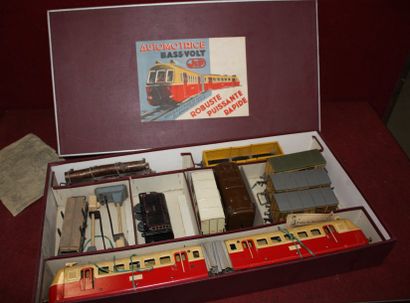 null Coffret JEP automotrice comprenant autorail, Tander, huit wagons marchandises...