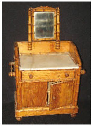 null Originale table de toilette en pitchpin avec sa psyché mobile, plateau en marbre...