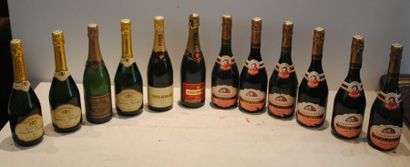 null bout LOT DE CHAMPAGNES DIVERS DONT6 BRUT ROSE ANTOINE WAFFLART A CRAMANT, 3...