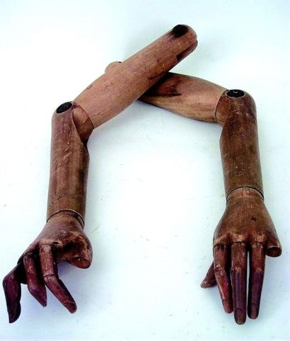 null Paire de gants anciens en peau pour mannequins STOCKMANN avec mains aux doigts...