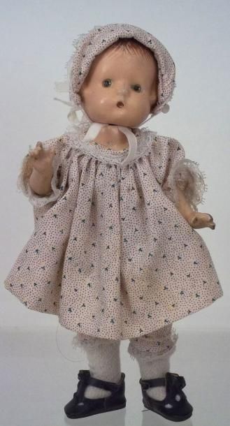 null «PATSYETTE» petite poupée articulée américaine par la Société EFFANBEE.
H 23...