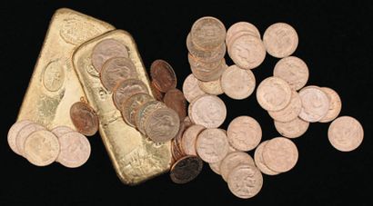 LOT comprenant cinquante monnaies françaises...