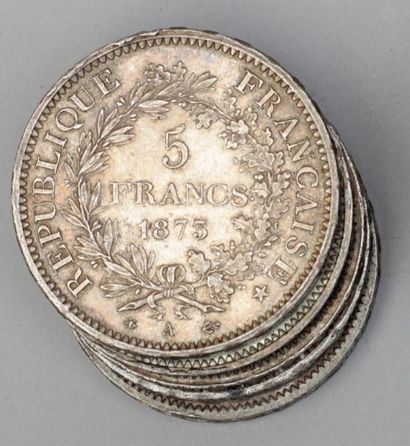 null LOT DE 31 MONNAIES FRANCAISES
 HERCULE 5 Francs comprenant : une 1848 A - quatorze...