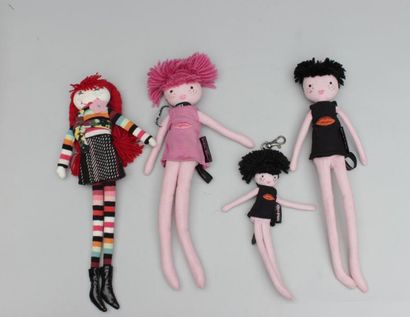 null SONIA RYKIEL - Lot de quatre poupées, trois grandes et une petite.