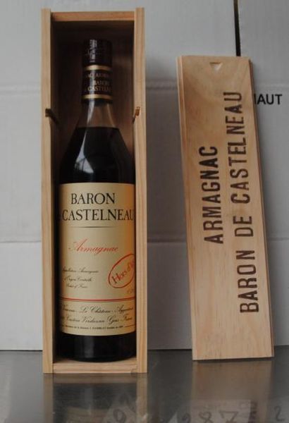 null 6 bouteilles d'Armagnac Baron de Castelneau Hors d'age