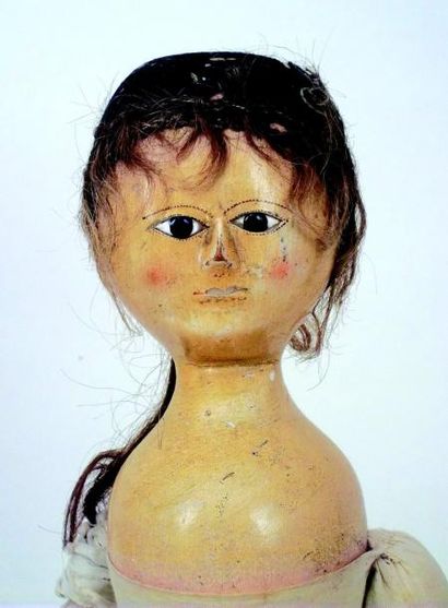 null Exceptionnelle poupée de fabrication anglaise en bois de 1745 articulée avec...