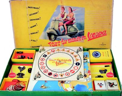 null «Le Tour du Monde en VESPA» jeu en cartonnage avec Vespa manquante, marque CAPIEPA....