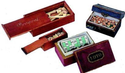 null Ensemble de jeux miniatures en boîtes ou coffrets d'origine pour poupées parisiennes,...