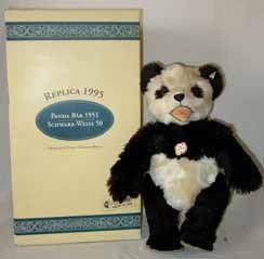 null « PANDA-BEAR 1951 », H 50 cm, (1995), voix, présenté avec sa boîte et certificat...
