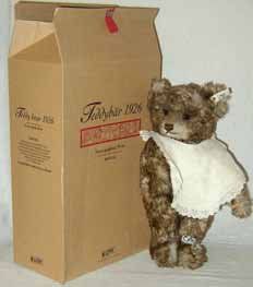 null « TEDDY BEAR 1926 » limité à 5000 exemplaires. H 40 cm (1991-92) En boîte d'origine...