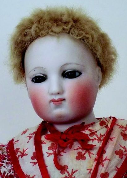 null Belle poupée parisienne avec tête buste fixe en biscuit pressé, bouche fermée,...