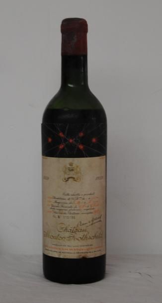 null 1 bout CHT MOUTON ROTHSCHILD 1959 (bas ép étiq lég tachée)