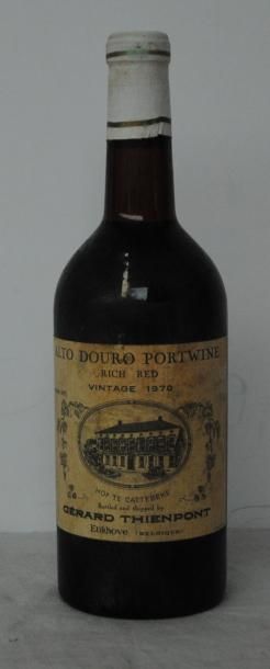 null 12 bout PORTO ALTO DOURO VINTAGE 1970 MISE EN BLLE PAR THIENPONT PROPRIETAIRE...