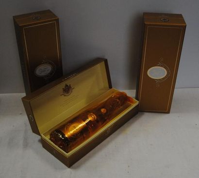 null 3 bout CHAMPAGNE CRISTAL ROEDERER 2000