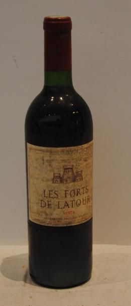 null 1 bout CHT LES FORTS DE LATOUR 1974