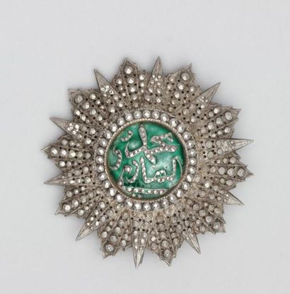 null TUNISIE : Plaque de Grand Croix de l'Ordre de Nichan el Iftikhar en argent poinçon...