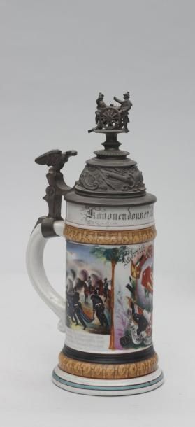 null ALLEMAGNE : Une chope en porcelaine du10ème régiment d'artillerie prussienne...