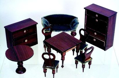 null Ensemble meubles miniatures en acajou (9 pièces) (circa 1880) H maxi : 11 cm....